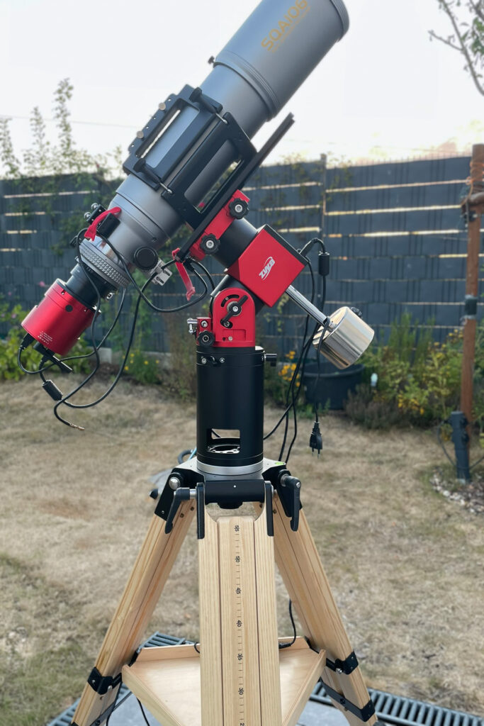 Askar SQA106 auf einer ZWO AM5N Montierung