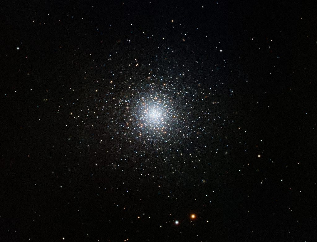 Kugelsternhaufen M53 aufgenommen mit einem Askar 120APO und einer ZWO ASI2600MM Pro